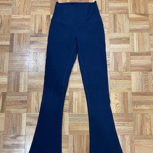 Lululemon Align High-Rise Mini-Flared Pant 32"